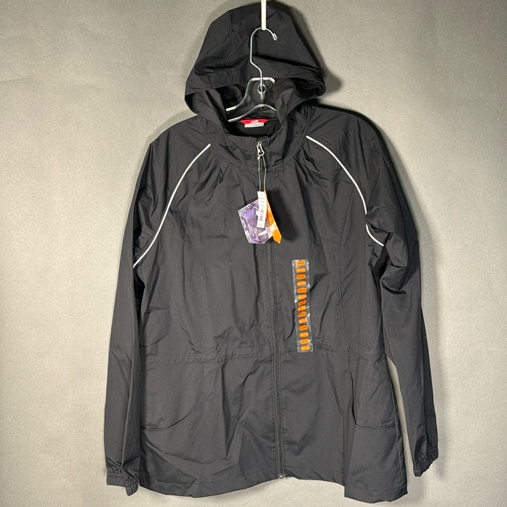 Avia black rain jacket, size XXL, lightweight, NWT.